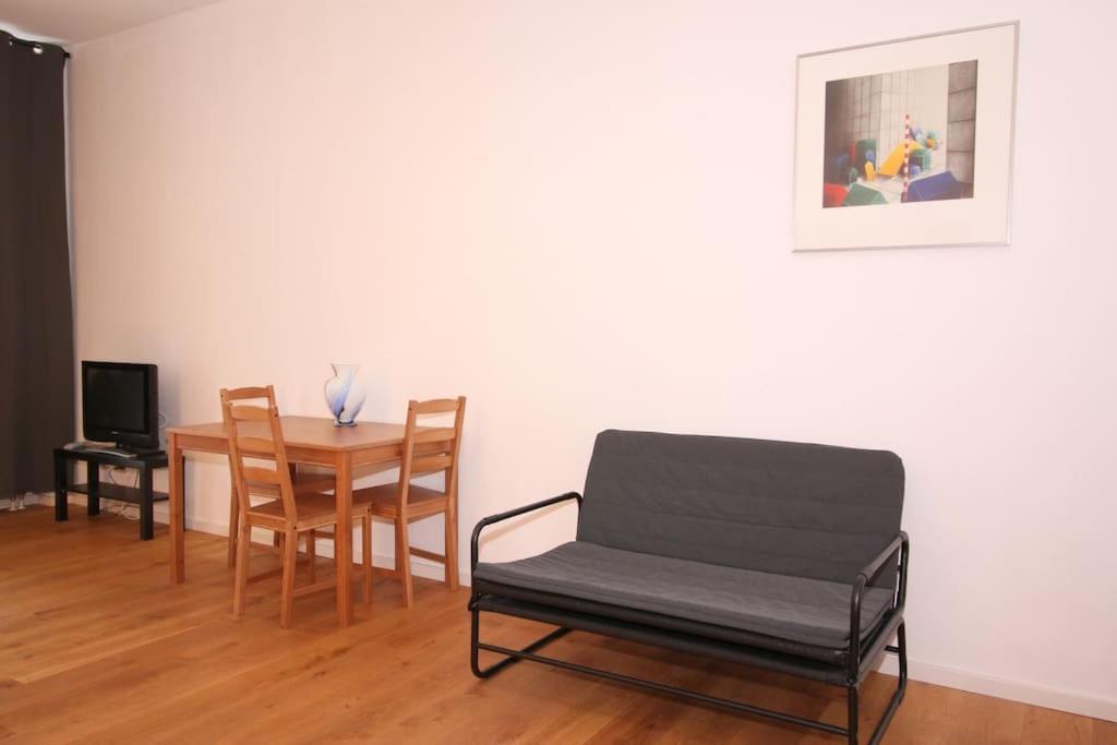 Mainhatten Apartment Frankfurt am Main Room photo