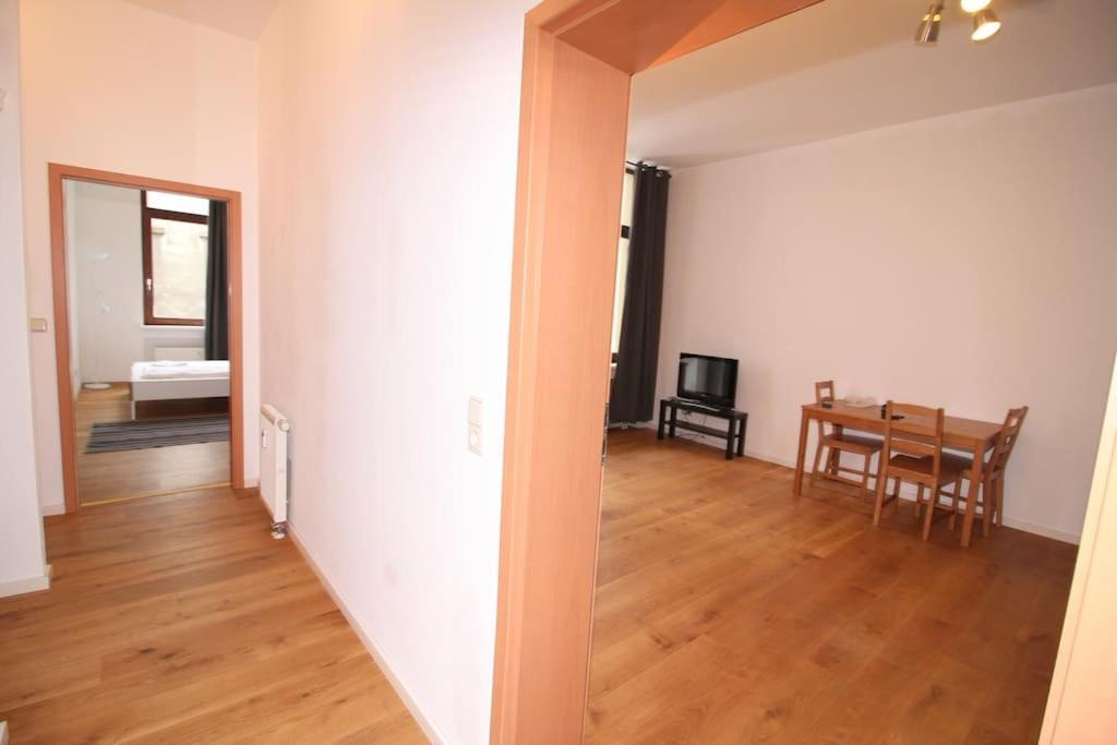 Mainhatten Apartment Frankfurt am Main Room photo
